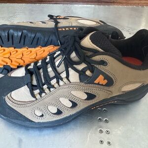 Merrell Men's Tan and Black Athletic Shoes